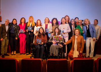 Torremolinos premia el talento femenino en la ciencia por el 8M