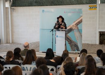 Los estudiantes toman la palabra en Marpoética con Aurora Luque y los clásicos como guía