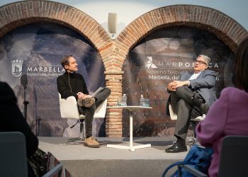 De Prada inaugura el ciclo ‘Diálogos’ de Marpoética con su viaje iniciático por Poe, Cervantes, Borges y Proust